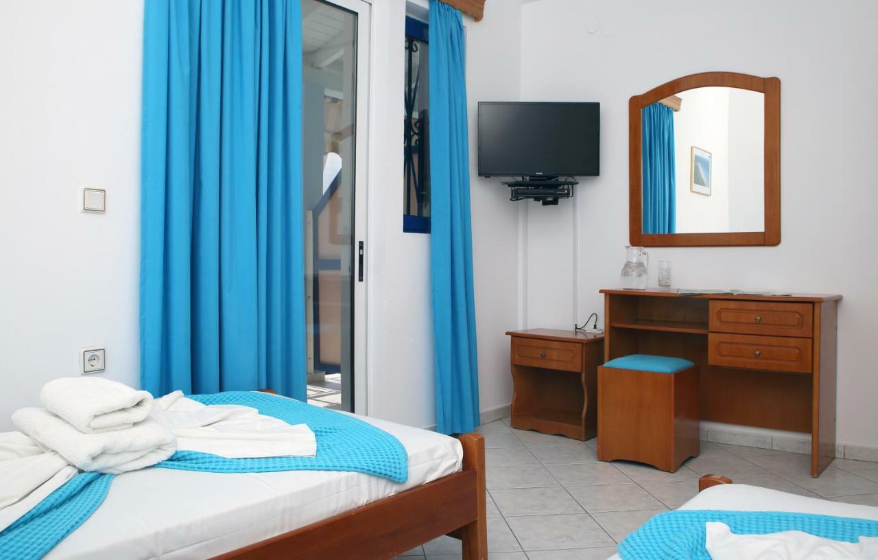 Theocharis Bros - Studios Apartments Áyios Nikítas Esterno foto