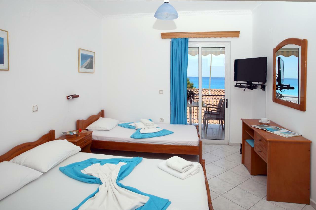 Theocharis Bros - Studios Apartments Áyios Nikítas Esterno foto